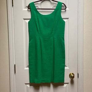 Green Sleeveless Sheath Dress